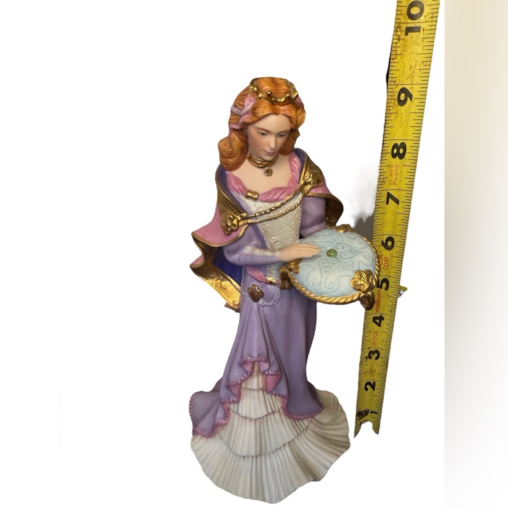 Lenox “Princess and the Pea” Legendary Princesses Figurine Limited Edition #3336 - Picture 8 of 8